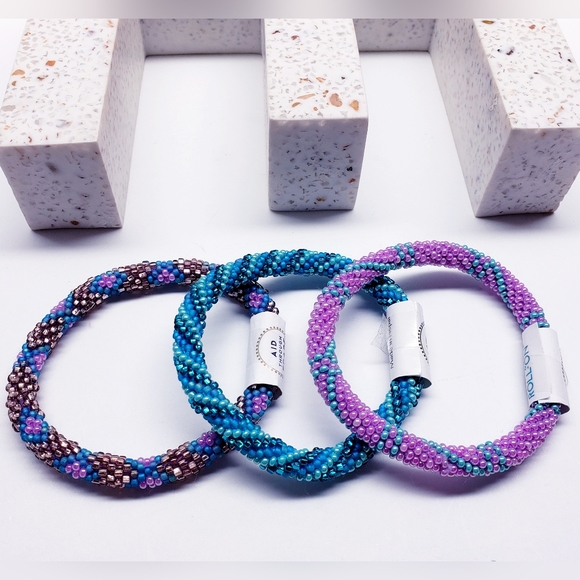 MALDIVES -Original Roll-On® Bracelets, 7" round, made in Nepal #1 (3 pieces) - Picture 3 of 7